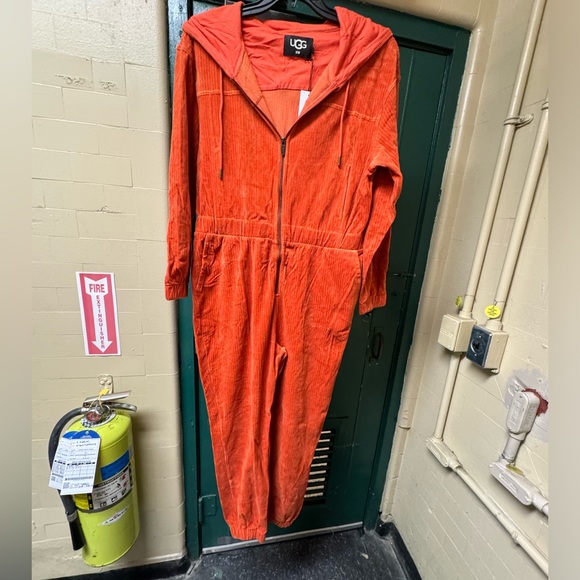 NWT UGG Delores jumpsuit Orange size Large - Picture 6 of 16